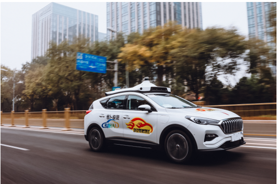 百度公布Apollo成绩单：测试里程超2500万公里，萝卜快跑半年订单破30万