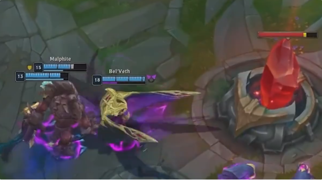 《英雄联盟》新英雄“虚空女皇卑尔维斯”实机演示公布：“来自女皇的鬼畜攻击”