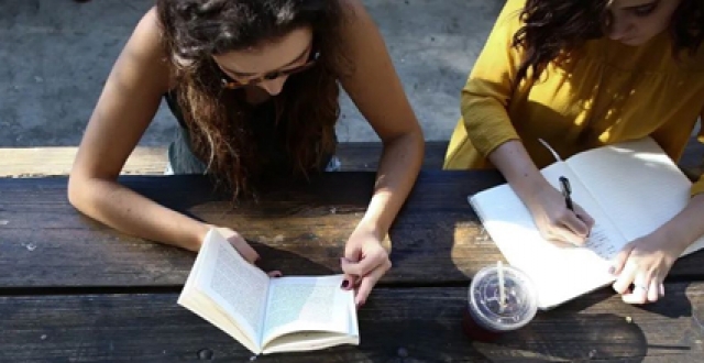 可以换源的小说阅读器软件大全