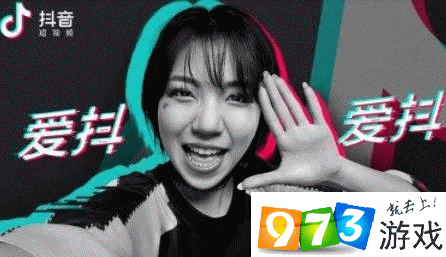 抖音短视频我拥抱着爱歌曲分享